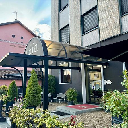 Hotel La Pace San Mauro Torinese Exteriör bild