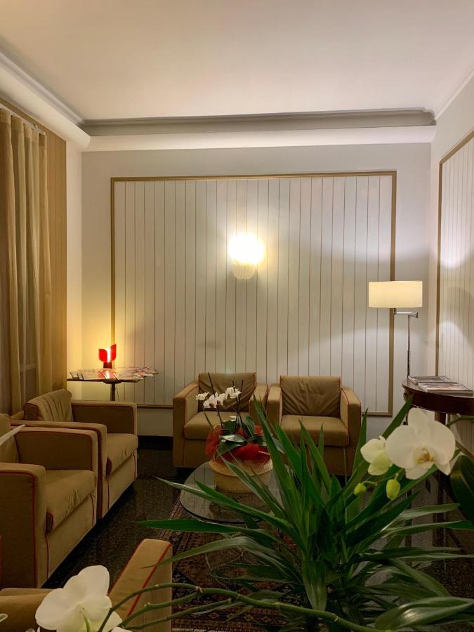 Hotel La Pace San Mauro Torinese Exteriör bild